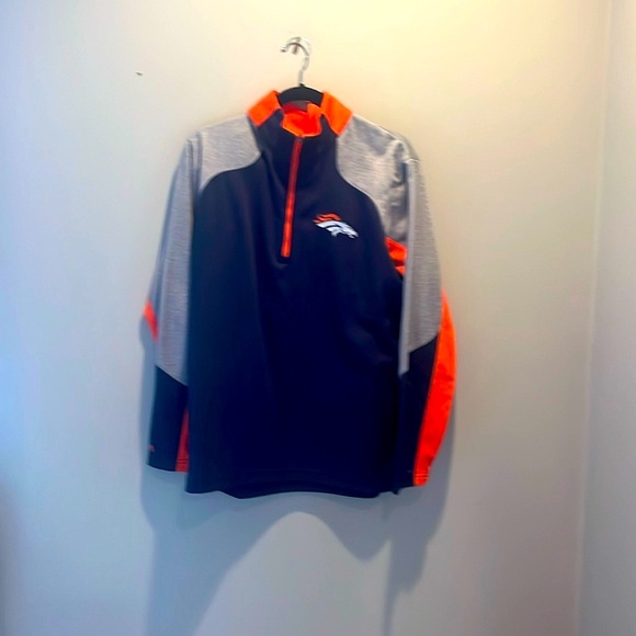 Broncos Pullover - Picture 1 of 5